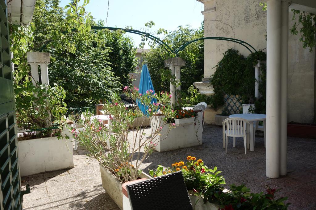 Hotel Le Prejoly Saint-Vallier-de-Thiey Exterior photo